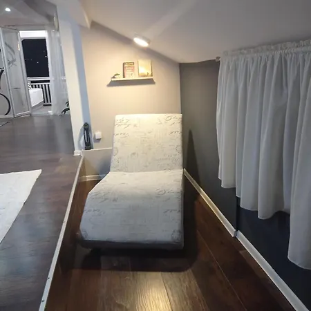 Dami 2 Apartment Tuzla
